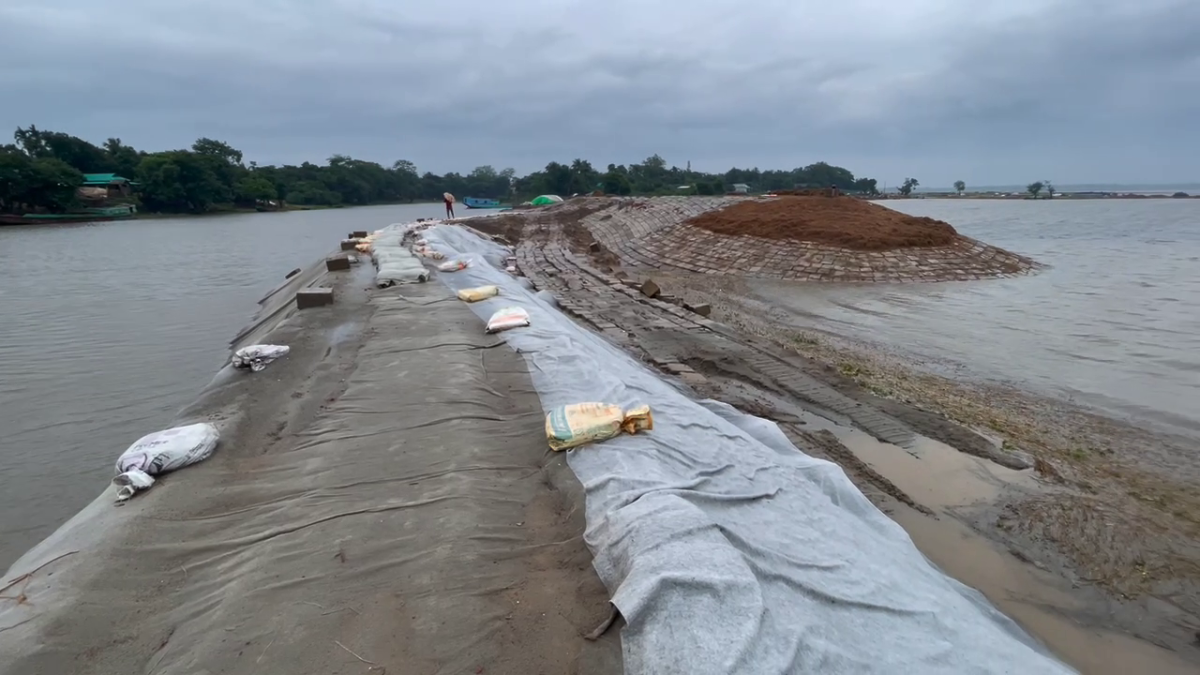 ৫ জেলায় বন্যার কবলে নিম্নাঞ্চল, ৪ নদীর পানি বিপৎসীমার উপরে