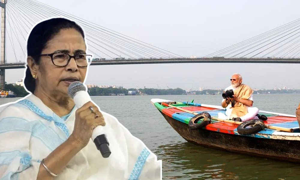 মোদিকে দিল্লির যমুনায় ডুব দিতে বললেন মমতা