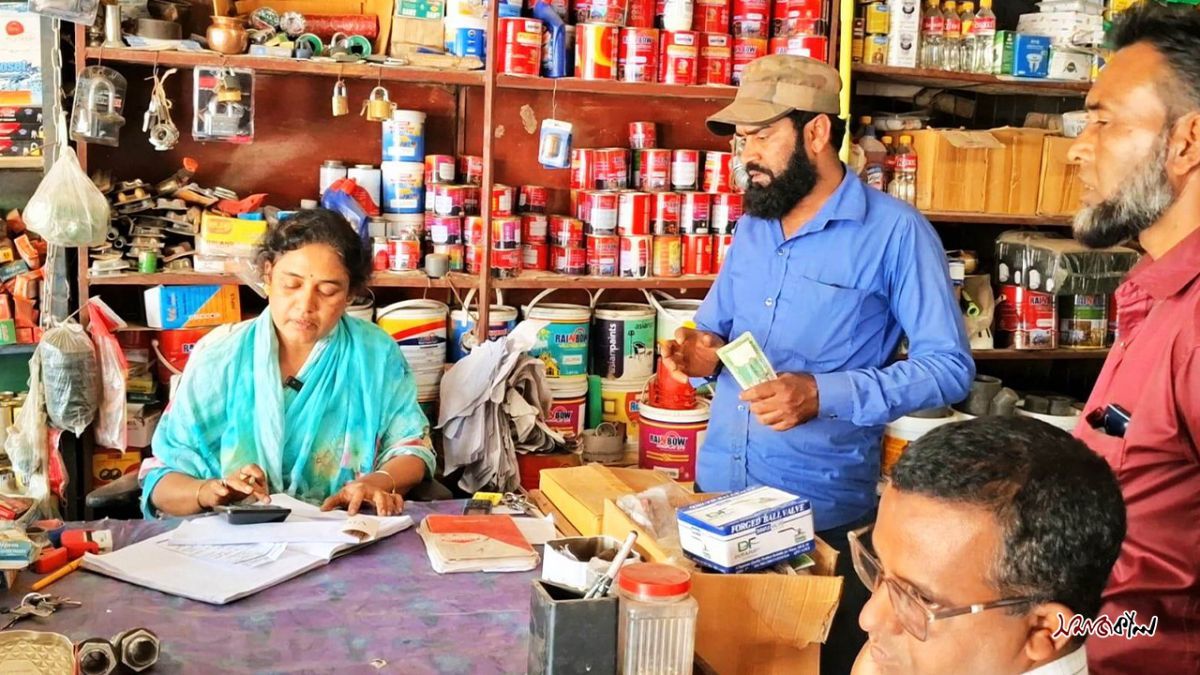 শোককে শক্তিতে রূপান্তর: নেত্রকোনার সফল হার্ডওয়্যার ব্যবসায়ী কবিতা