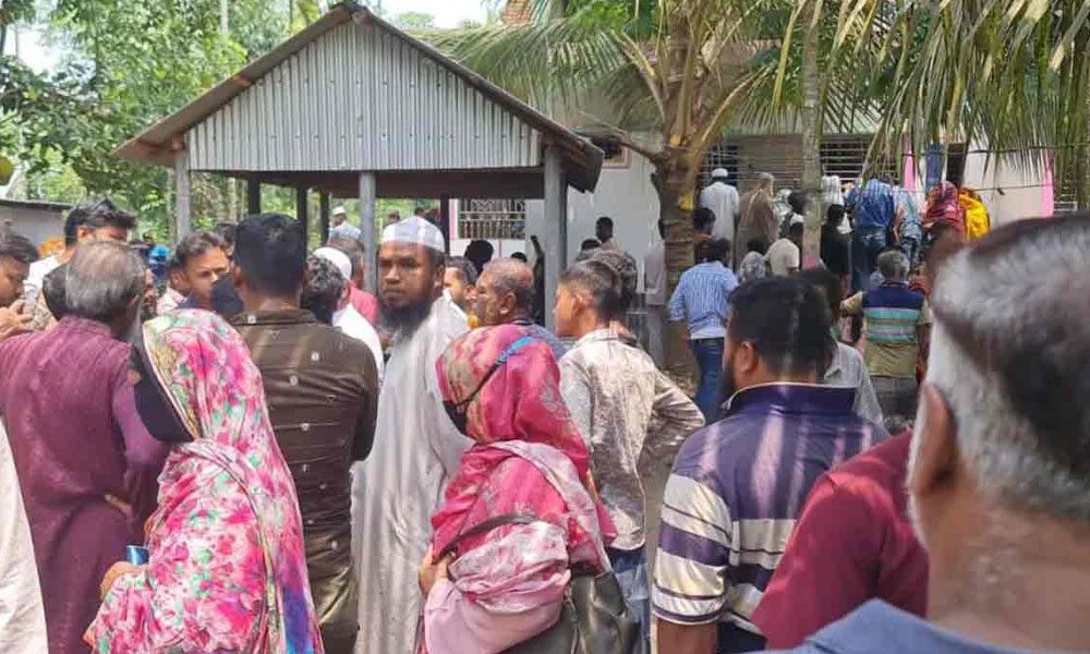কাপাসিয়ায় একই পরিবারের ৫ জনকে হত্যা: নেপথ্যে গা শিউরে ওঠা তথ্য